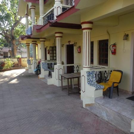 R Mansion Appartement Calangute Buitenkant foto