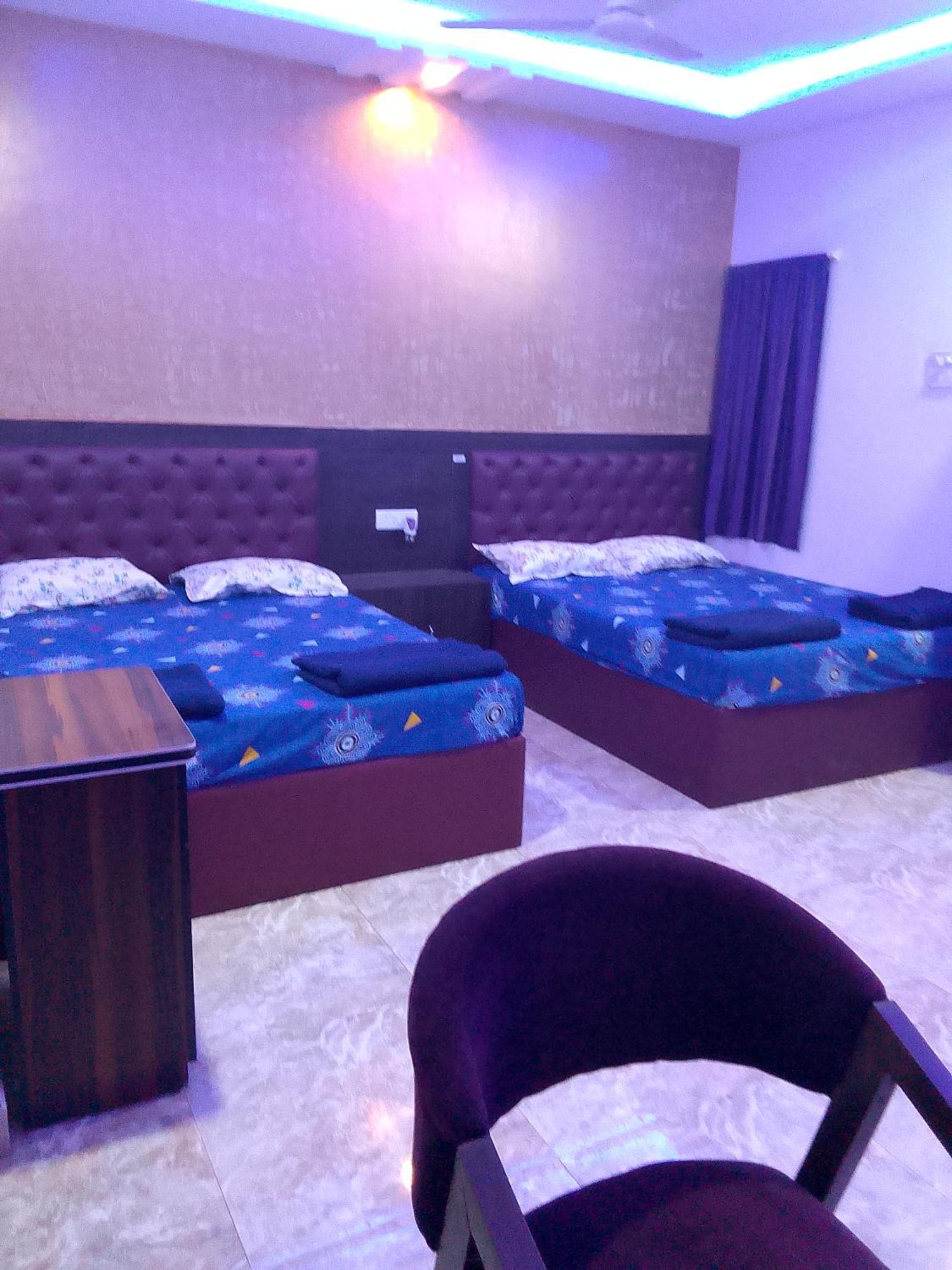 R Mansion Appartement Calangute Buitenkant foto